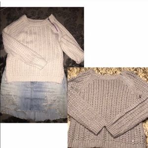 AMERICAN EAGLE SWEATERS